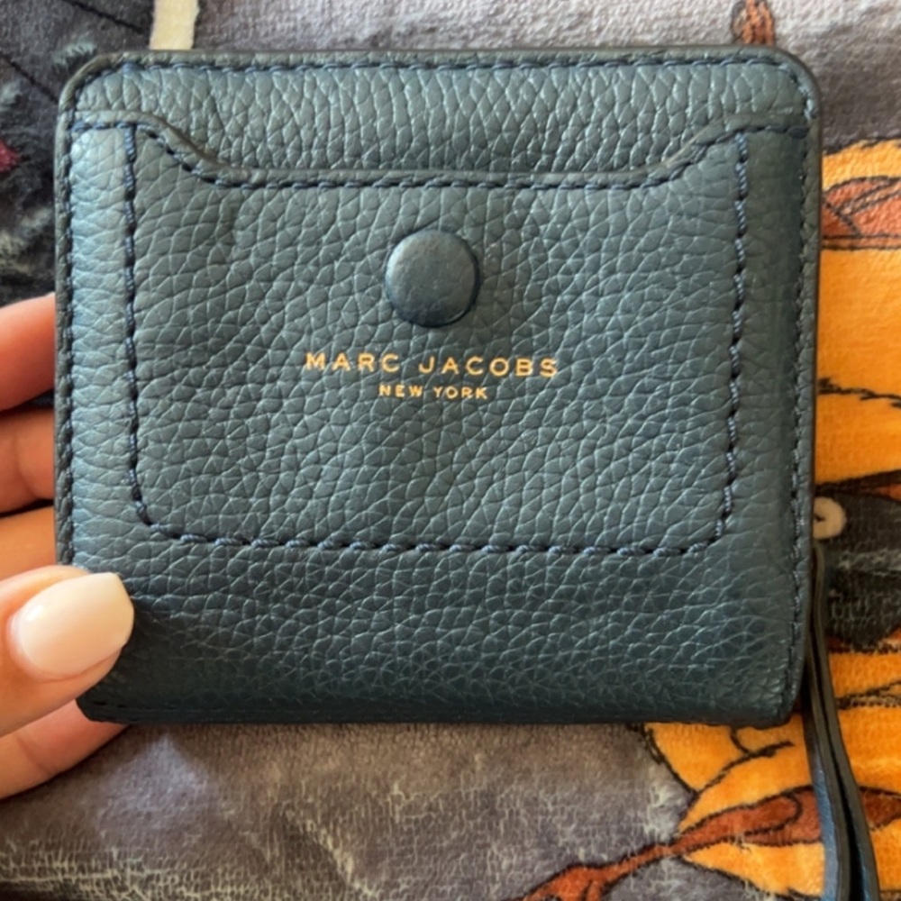 Marc Jacobs wallet blue color